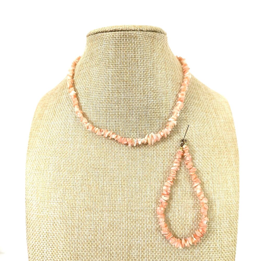 VTG Angel Skin Coral Chip 16" Graduated Necklace and 7.5" Bracelet Hawaii 80's